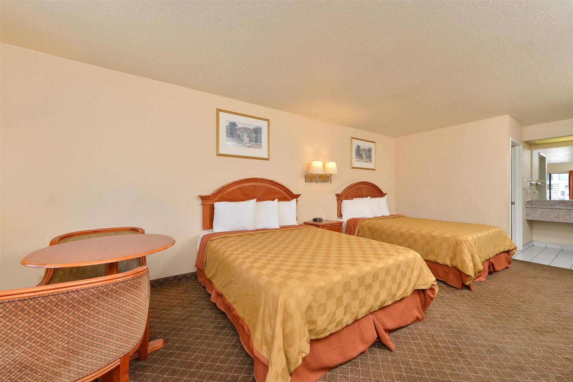 Menifee Inn Экстерьер фото